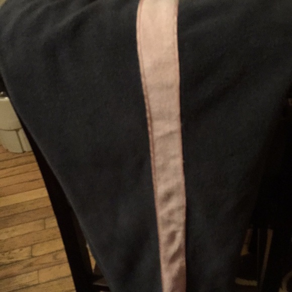 Sweatsuit - Picture 5 of 6